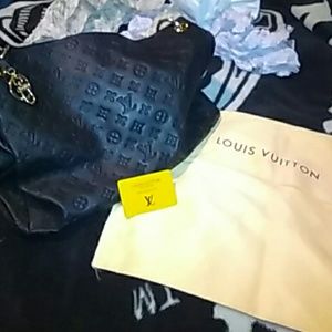Louis Vuitton Hobo bag